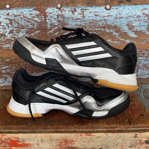 Adidas Black Sneaker with White Stripes - Picture 5 of 8